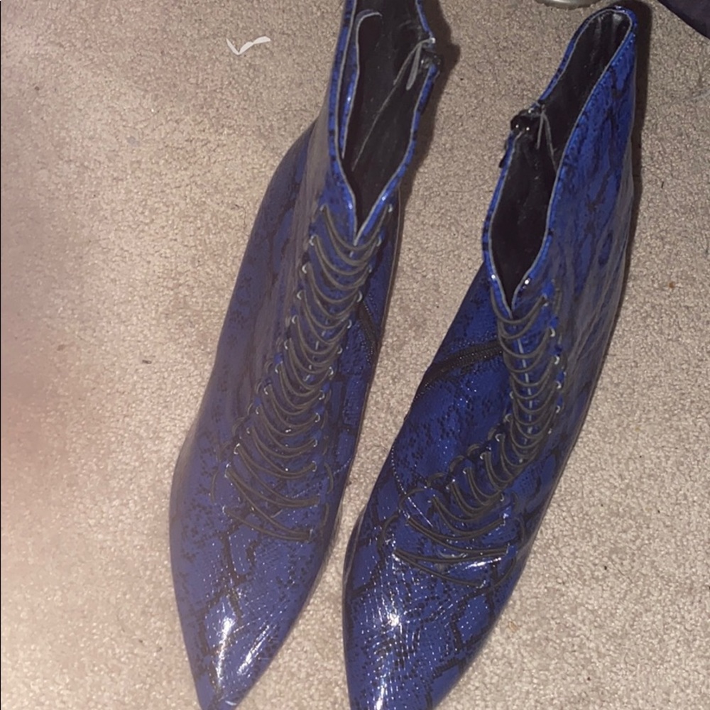 Fashion nova blue snake skin bootie